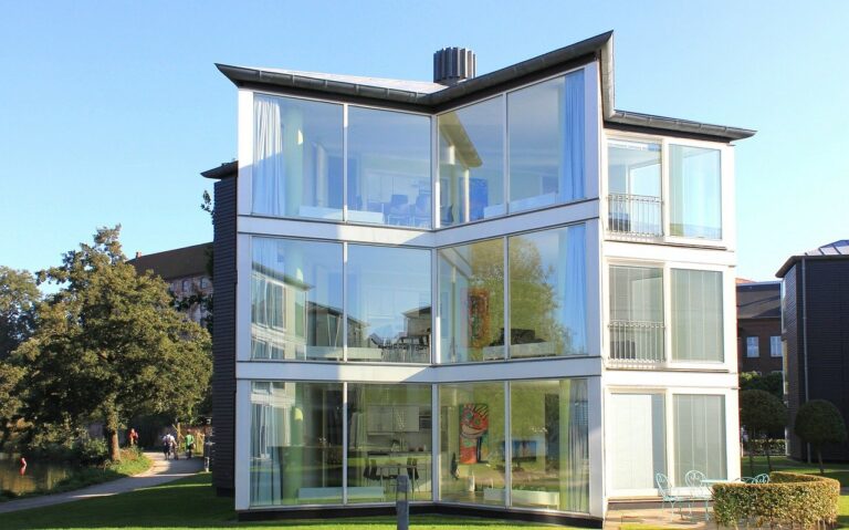 Best Structural Glazing Options: A Definitive Engineering & Design Guide